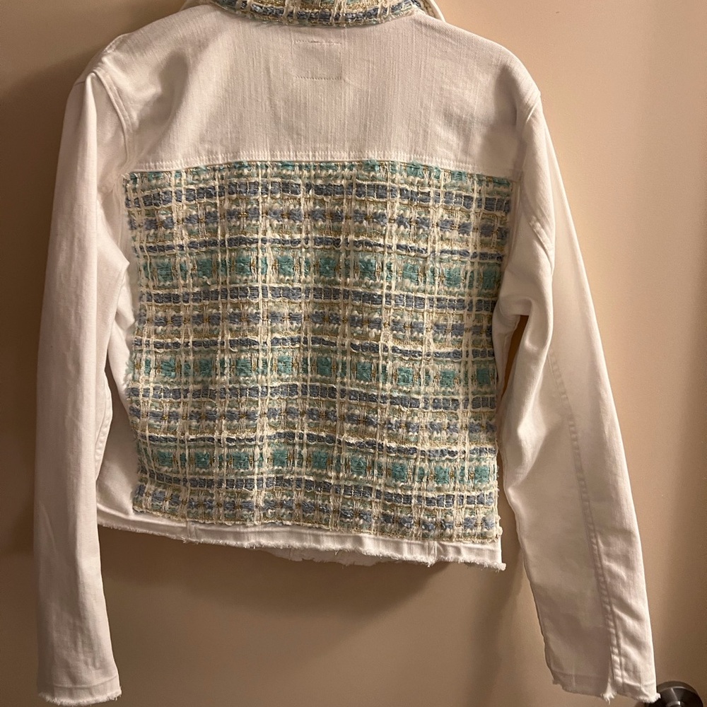 Versatile White Denim Jacket with unique Classic Design